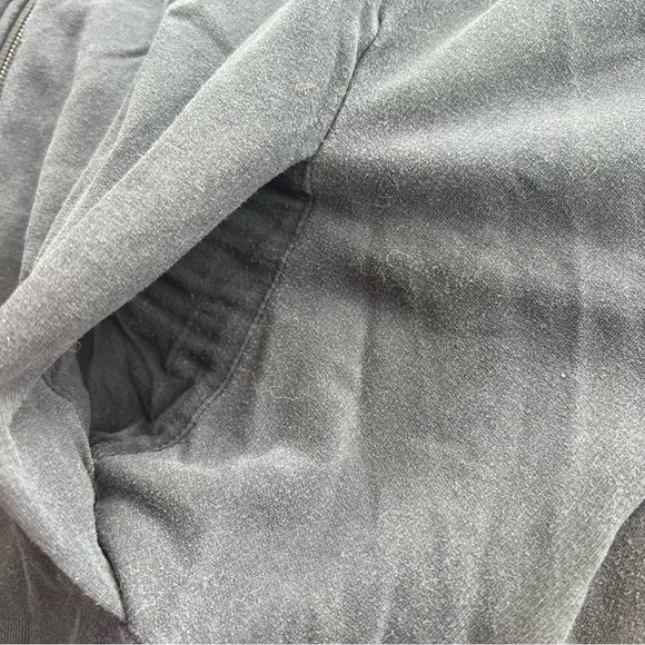 Athleta Balance Sweatshirt Black Zip-Up Hoodie Size Medium - Picture 9 of 9